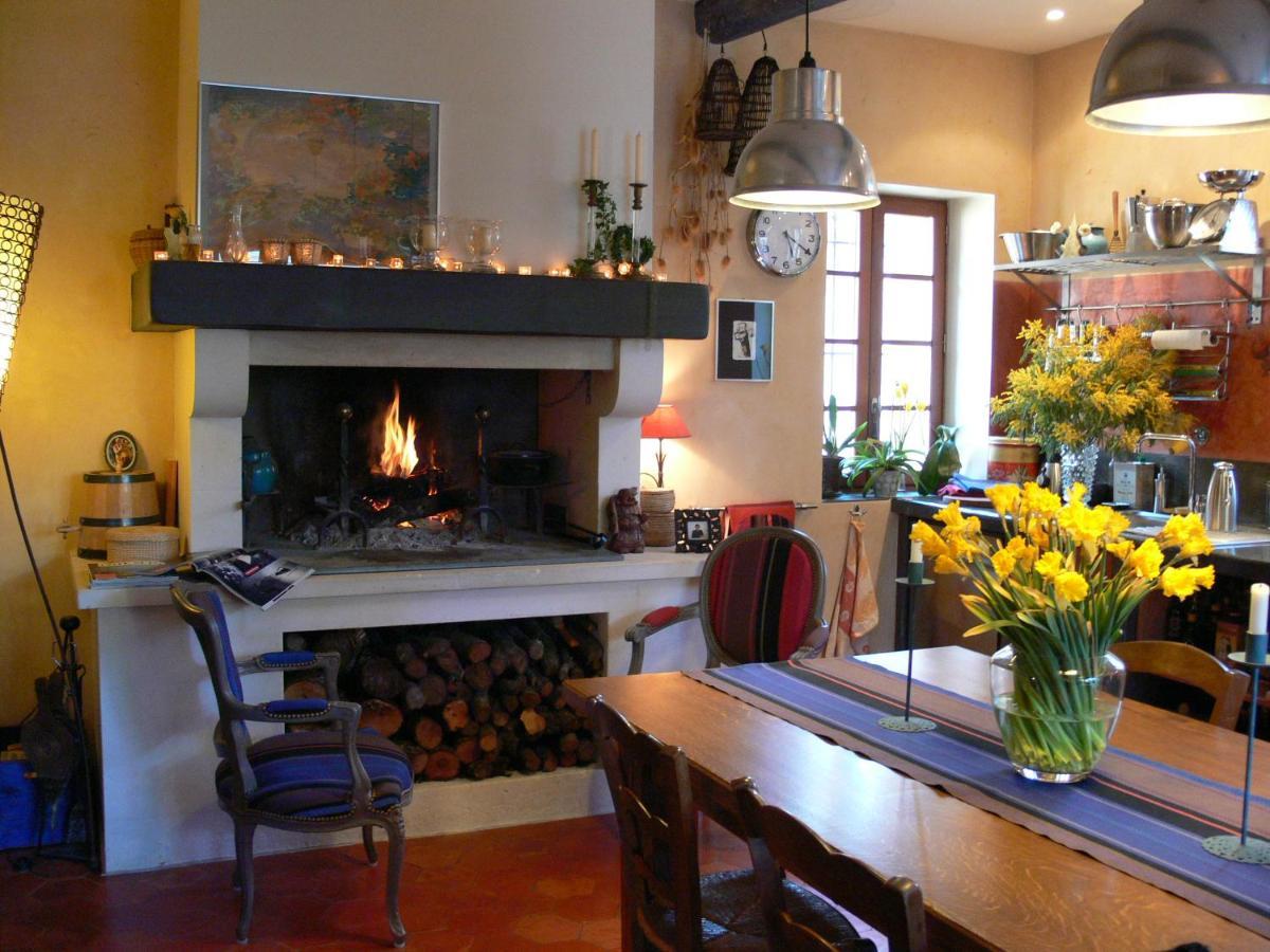 Maison D'Hote La Tourette Cucugnan Bagian luar foto