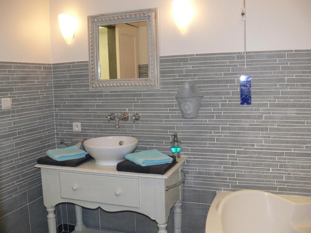 Maison D'Hote La Tourette Cucugnan Ruang foto
